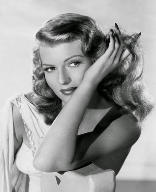 rita_hayworth_hands_nails_film_noir_actress-597x735.jpg